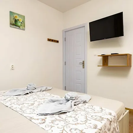 Comfy & Modern 1br Near Mall By Flat Manаger 아파트